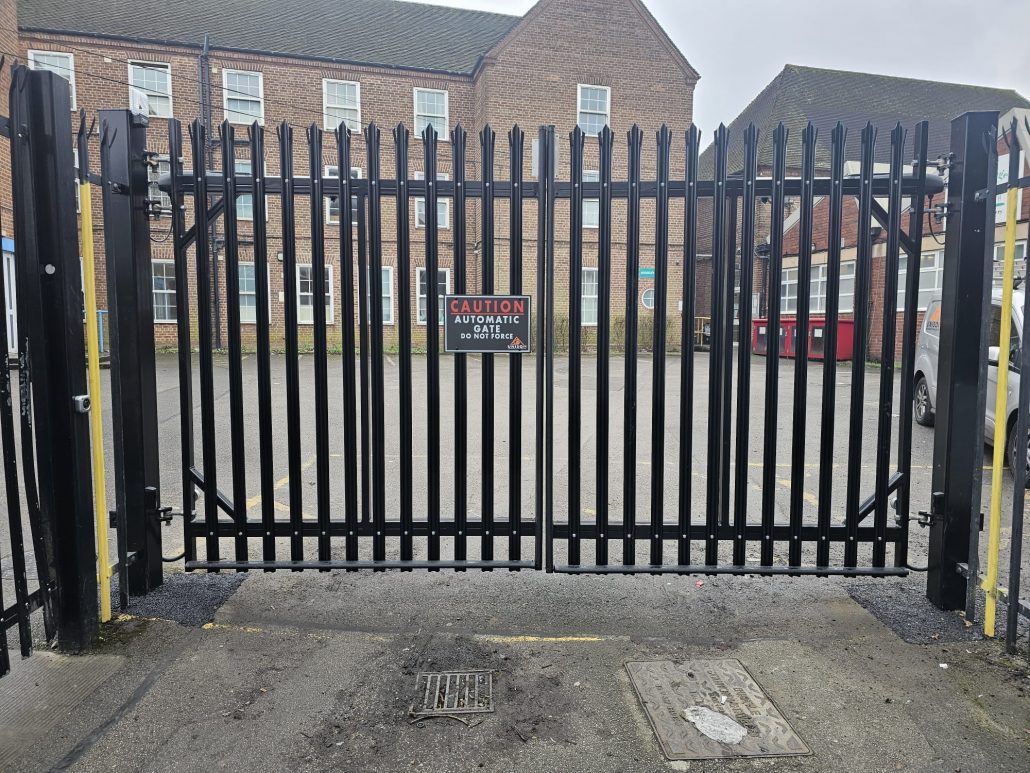 Automatic gate