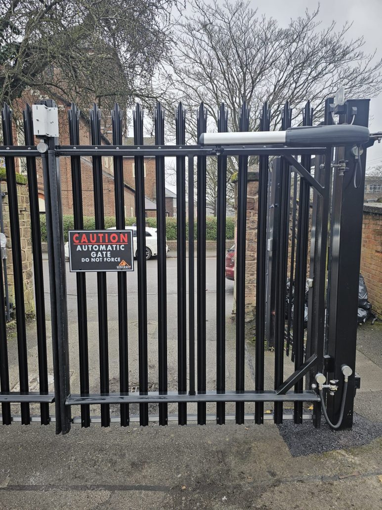 Automatic gate for your property